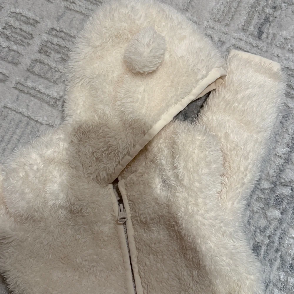 Baby GAP Cream Fleece Baby Footie